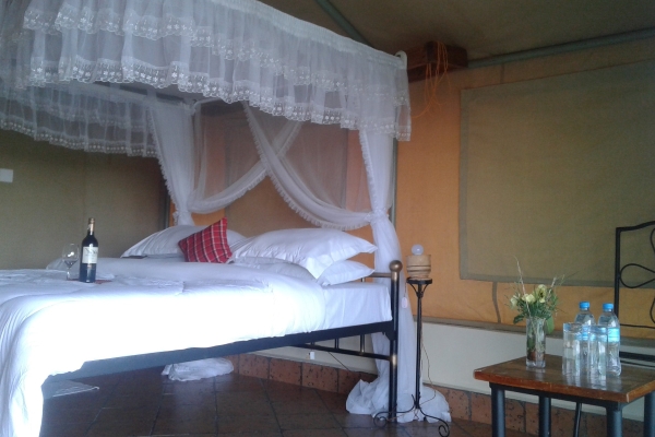 Hotel Zebra Kemang’ore Bush Tented Lodge (Mugumu)